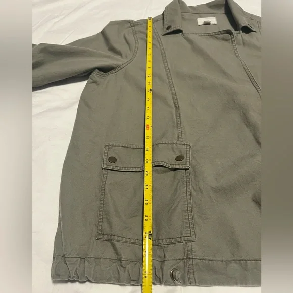 CASLON Women”s Olive Green Long Roll Tab Sleeve Snap Buttons Jacket Size 14W - Picture 13 of 15